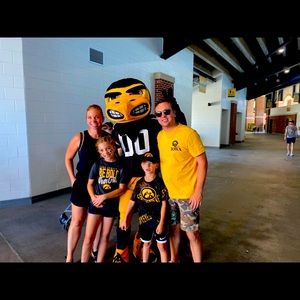 Meet your Posher, Ashley